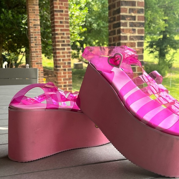 pink platform jelly shoes